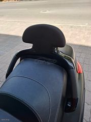 Piaggio XEvo 250 2017-thumb-7