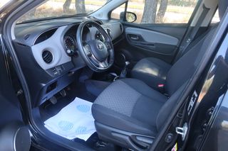 Toyota Yaris 2015-thumb-9