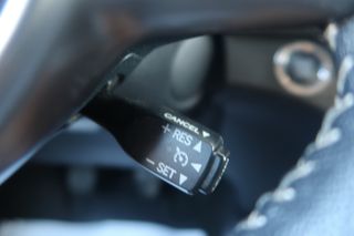 Toyota Yaris 2015-thumb-19