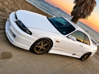 Nissan Skyline 1996 R33-thumb-3