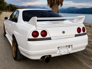Nissan Skyline 1996 R33-thumb-4