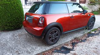 Mini Cooper 2011-thumb-7