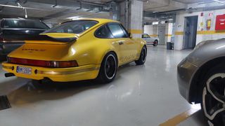 Porsche 911 1977 SC-thumb-3
