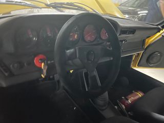 Porsche 911 1977 SC-thumb-10