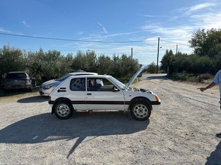 Peugeot 205 1988 GTI-thumb-15