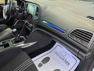 Renault Megane 2018 GT LINE-thumb-15