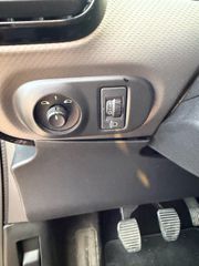 Citroen C4 Cactus 2016 1.2 e-THP Shine Panorama-thumb-25