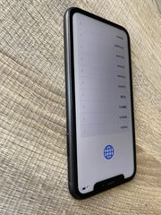 Apple iPhone Xr 64 GB-thumb-6