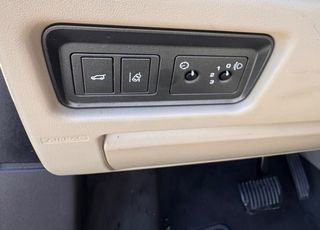 Land Rover Range Rover Evoque 2019 2.0 TD4 SE-thumb-15