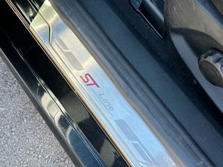 Ford Fiesta 2017 ST LINE-thumb-10