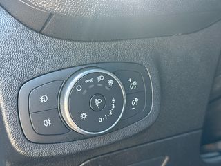 Ford Fiesta 2017 ST LINE-thumb-12