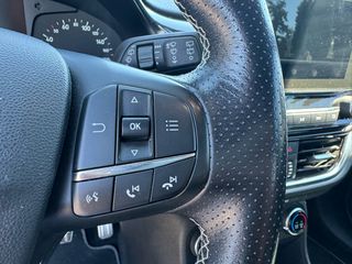 Ford Fiesta 2017 ST LINE-thumb-16