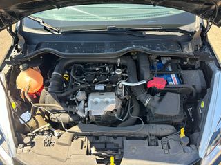 Ford Fiesta 2017 ST LINE-thumb-30