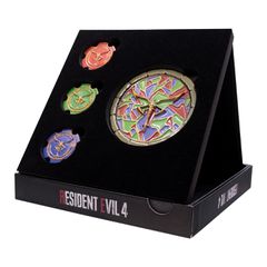 Envil - Resident Evil 4 Limited Edition Church Puzzle Medallion Set - Three smaller medallions: 38mm diameter each, One larger medallion: 85mm diameter, Total height: 18cm