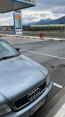 Audi A4 1996 B5-thumb-5
