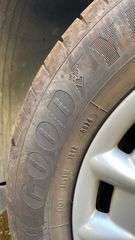 Audi A4 1996 B5-thumb-2
