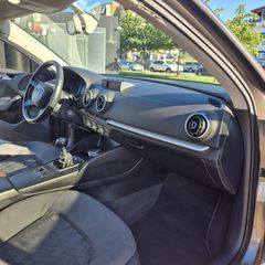 Audi A3 2014 Sportback-thumb-10