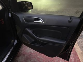 Mercedes-Benz B 180 2019 Automatic diesel 1.5-thumb-40