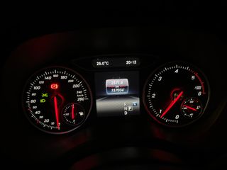 Mercedes-Benz B 180 2019 Automatic diesel 1.5-thumb-26