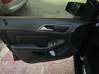 Mercedes-Benz B 180 2019 Automatic diesel 1.5-thumb-30