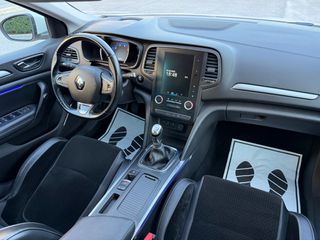 Renault Megane 2016 1.2TCe / 6TAXYTO / FULL EXTRA-thumb-67