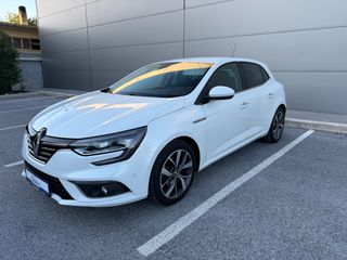 Renault Megane 2016 1.2TCe / 6TAXYTO / FULL EXTRA-thumb-5