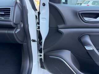 Renault Megane 2016 1.2TCe / 6TAXYTO / FULL EXTRA-thumb-39