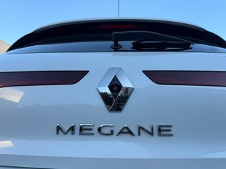 Renault Megane 2016 1.2TCe / 6TAXYTO / FULL EXTRA-thumb-15