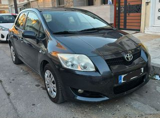 Toyota Auris 2010