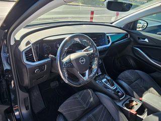 Opel Grandland X 2022 300ps 4WD Hybrid4 Plug-In Ultimate Limited Edition-thumb-18
