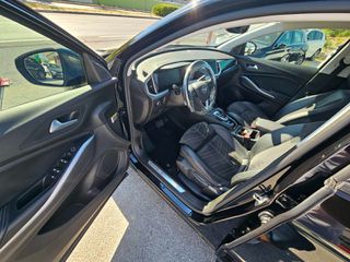 Opel Grandland X 2022 300ps 4WD Hybrid4 Plug-In Ultimate Limited Edition-thumb-17