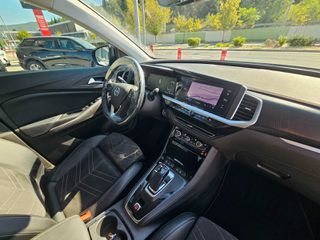 Opel Grandland X 2022 300ps 4WD Hybrid4 Plug-In Ultimate Limited Edition-thumb-26