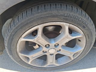 Ford Mondeo Mk4-thumb-2