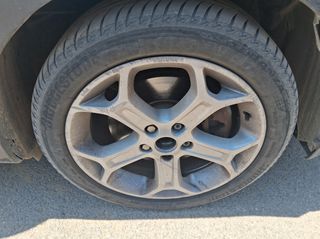Ford Mondeo Mk4-thumb-3