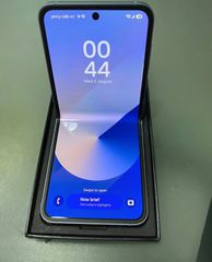 Samsung Z Flip 6-thumb-2
