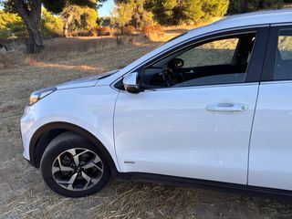 Kia Sportage 2019 1.6 T-GDI 4WD 130 kW (177 hp)-thumb-1