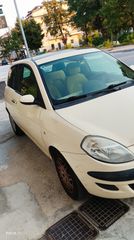 Lancia Ypsilon 2004
