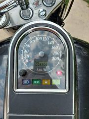Suzuki 2000 INTRUDER 1500-thumb-1