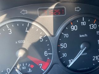 Peugeot 206 2001-thumb-7