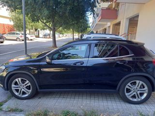 Mercedes-Benz GLA 200 2015 ΑΨΟΓΟ-thumb-2