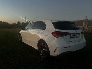 Mercedes-Benz A 250 2020 AMG-LINE 8G-DTC-thumb-2