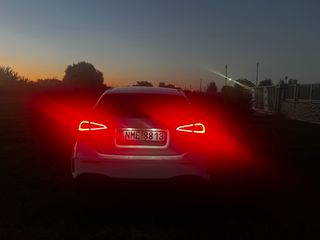 Mercedes-Benz A 250 2020 AMG-LINE 8G-DTC-thumb-8