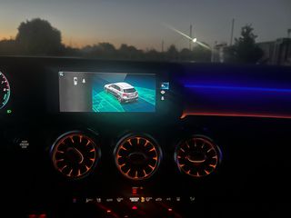 Mercedes-Benz A 250 2020 AMG-LINE 8G-DTC-thumb-9