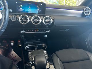 Mercedes-Benz A 250 2020 AMG-LINE 8G-DTC-thumb-34