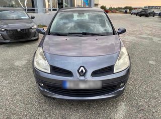 Renault Clio 2009-thumb-1