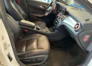 Mercedes-Benz CLA 45 AMG 2015 AMG 45 /360hp/ panorama full extra 4 matic-thumb-9