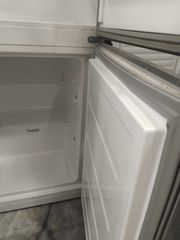 Ψυγείοκαταψύκτης indesit 340lt-thumb-7