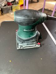 Παλμικό τριβείο χούφτας Metabo FSR 200 Intec 200W