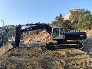 Εκσκαφέας Με Ερπύστριες Hitachi 2005 ZX350