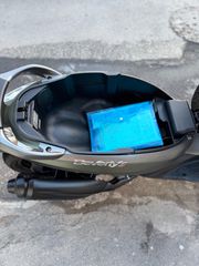 Roller / Scooter 2019 Beverly 300s-thumb-4